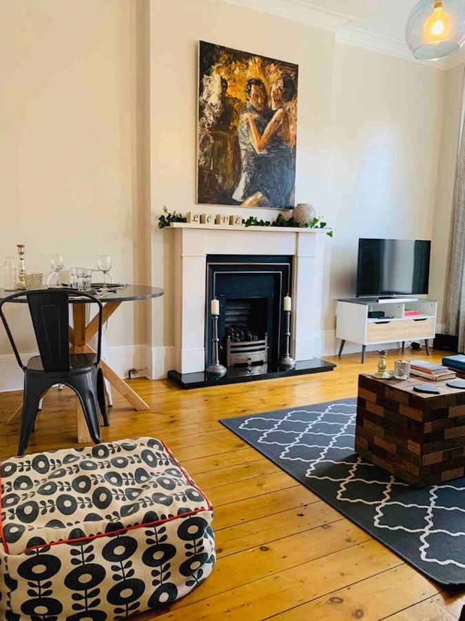 Luxury Fulham Flat With 5* Touches Nr River Thames Appartement Londres