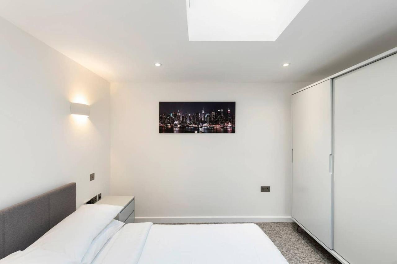 Stunning 1 Bedroom Flat Apartamento *