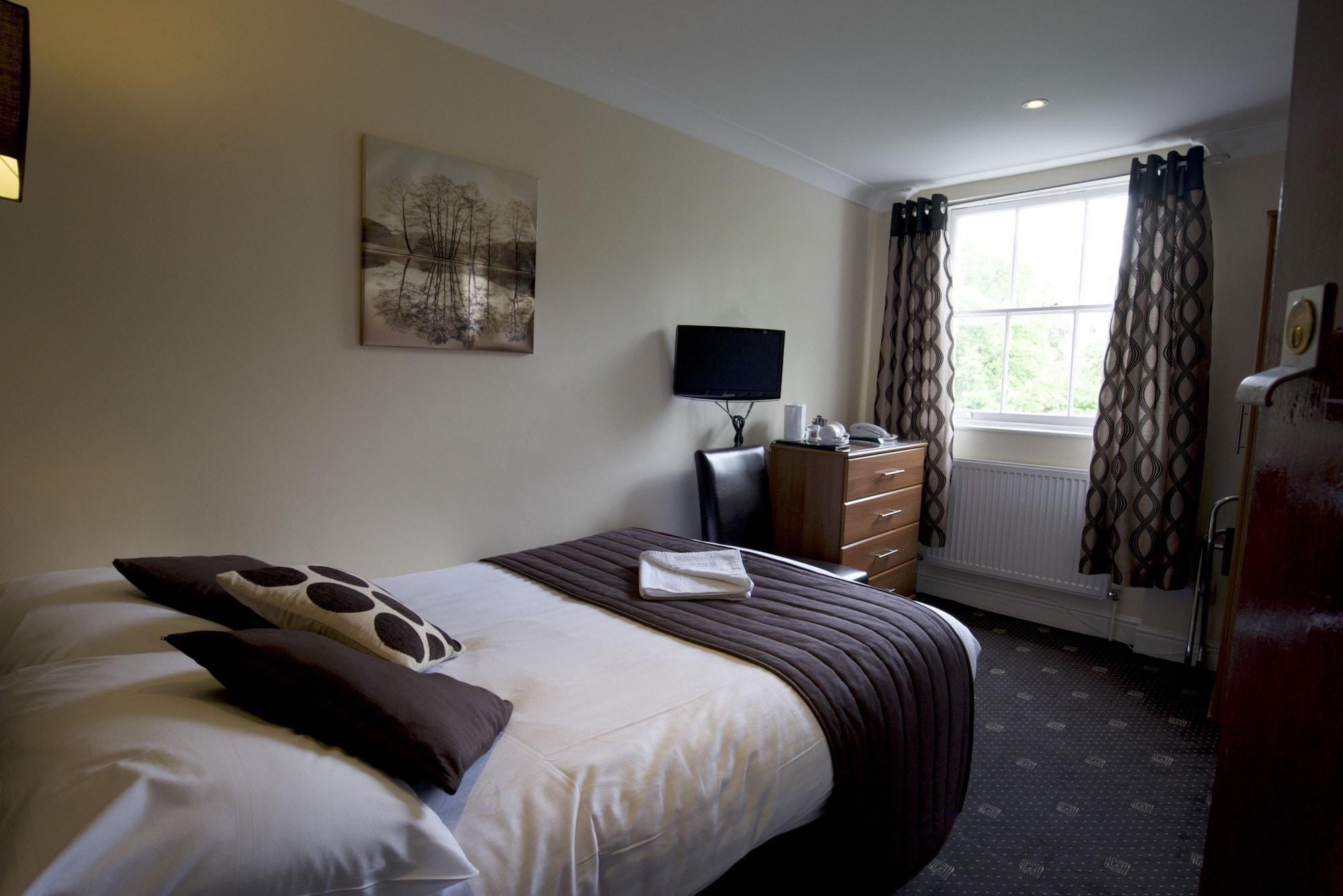 Hotel Mentone 3*