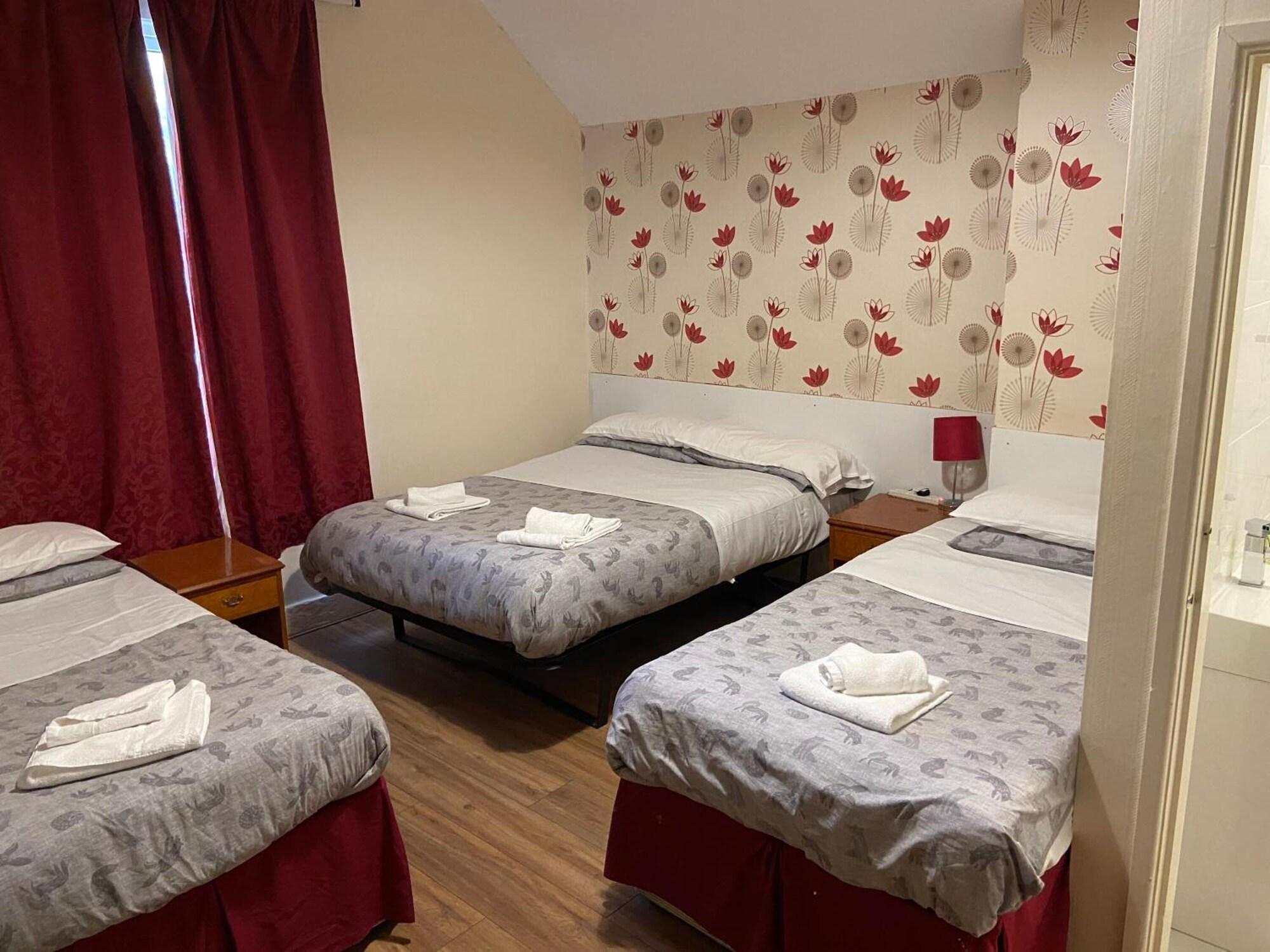 Abbey - Bed & Breakfast 2*