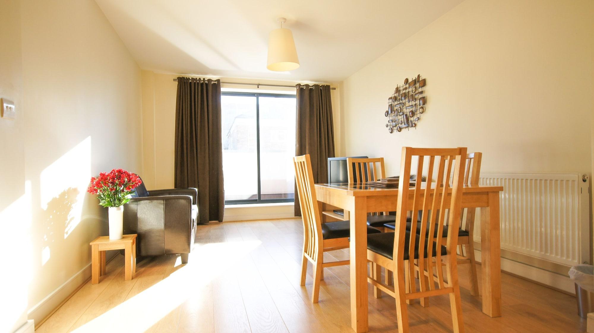 Crompton Court Apartamento *