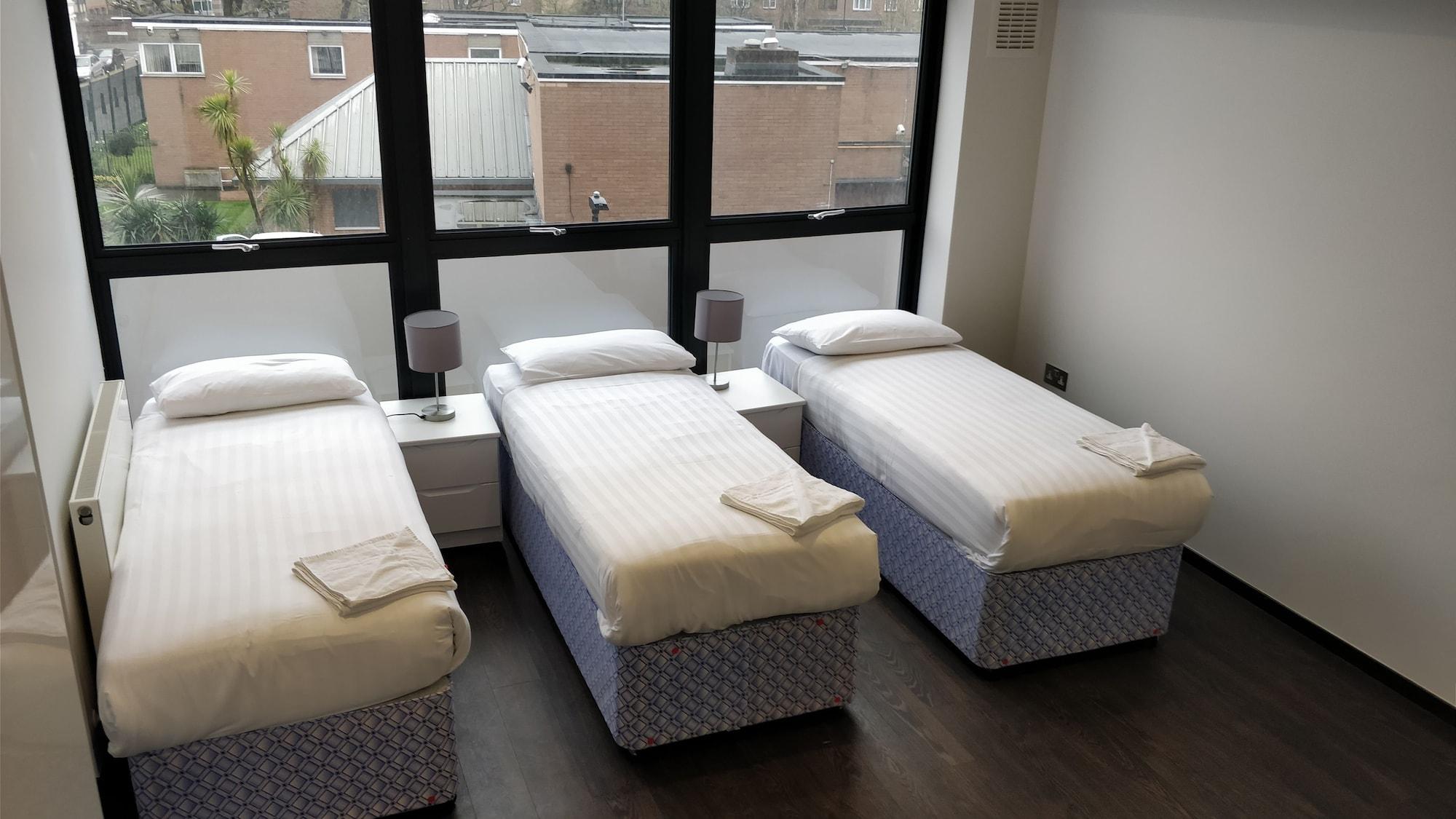 Access Tower Hill Apartamento