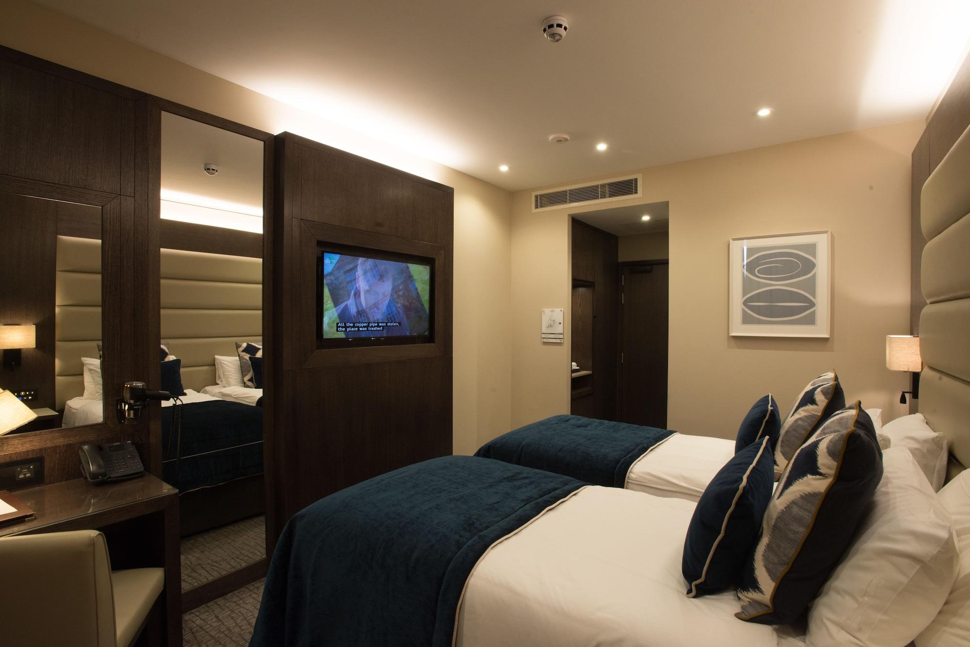 Hotel The Kings Head 4*