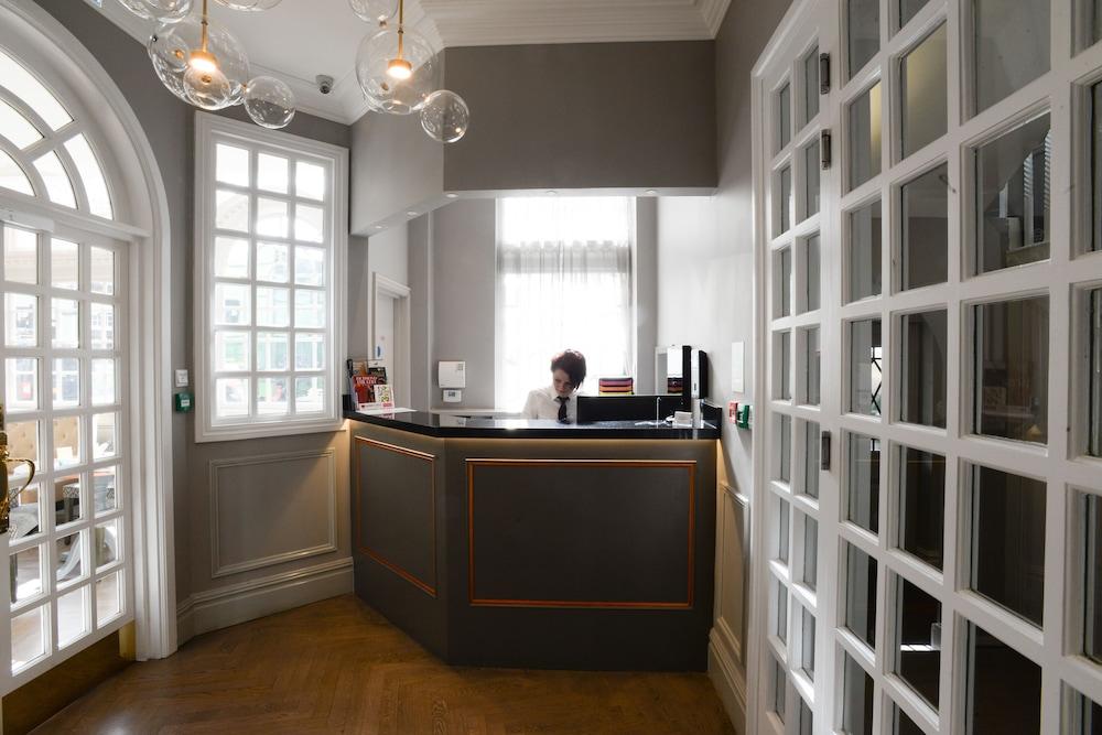 Hotel The Kings Head 4*