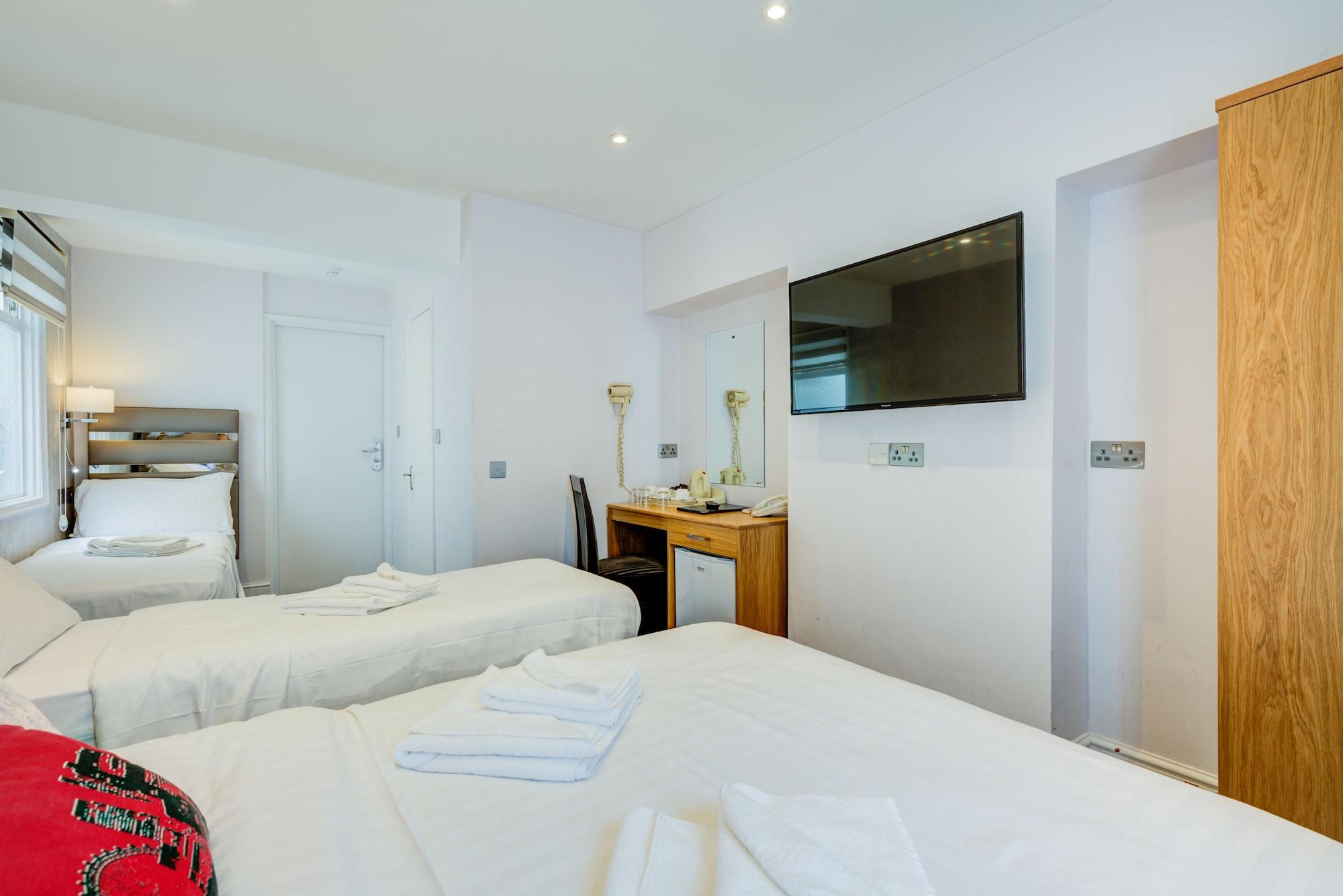 Hotel Kingswaypark At Park Avenue 3*