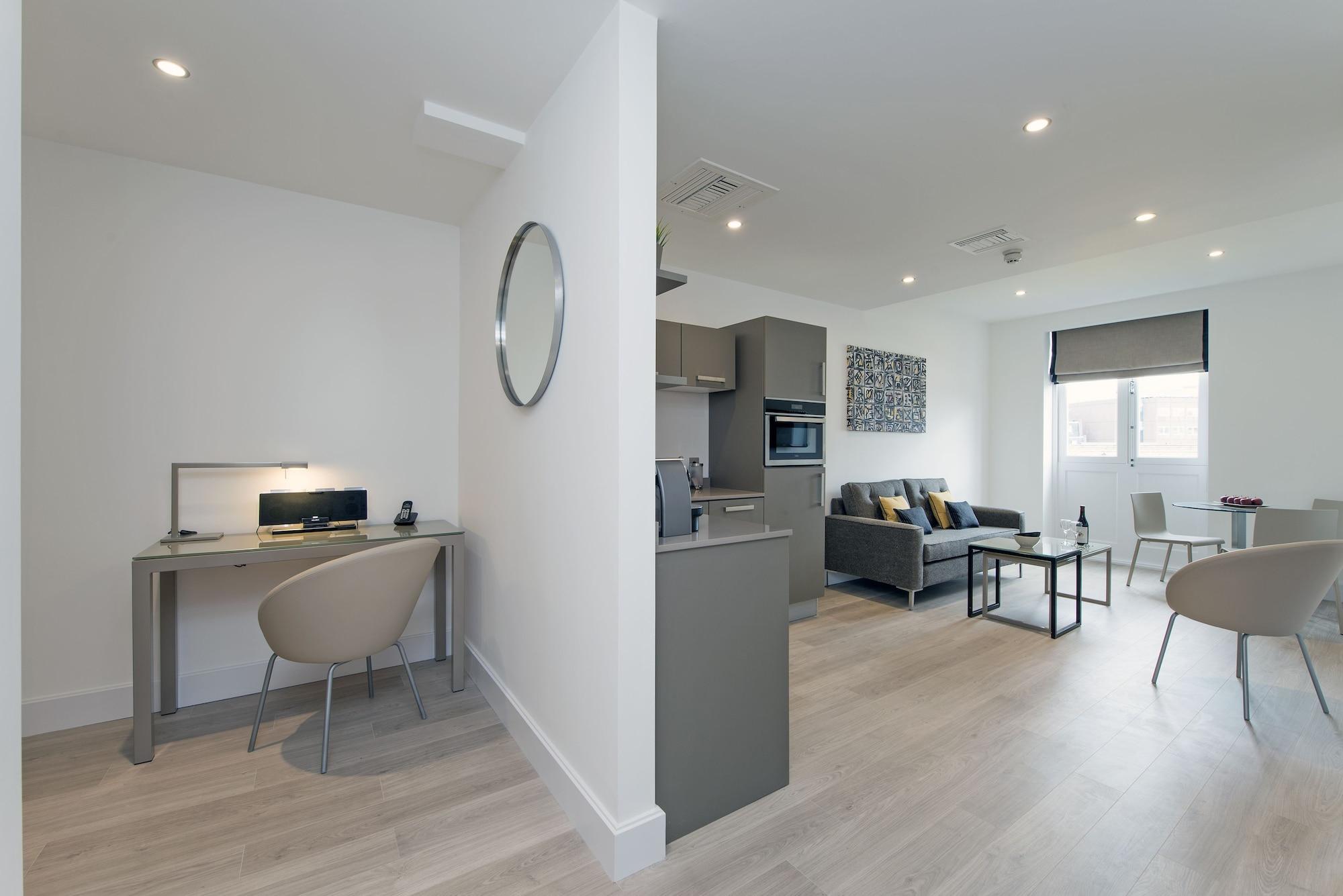 The Rosebery By Supercity London