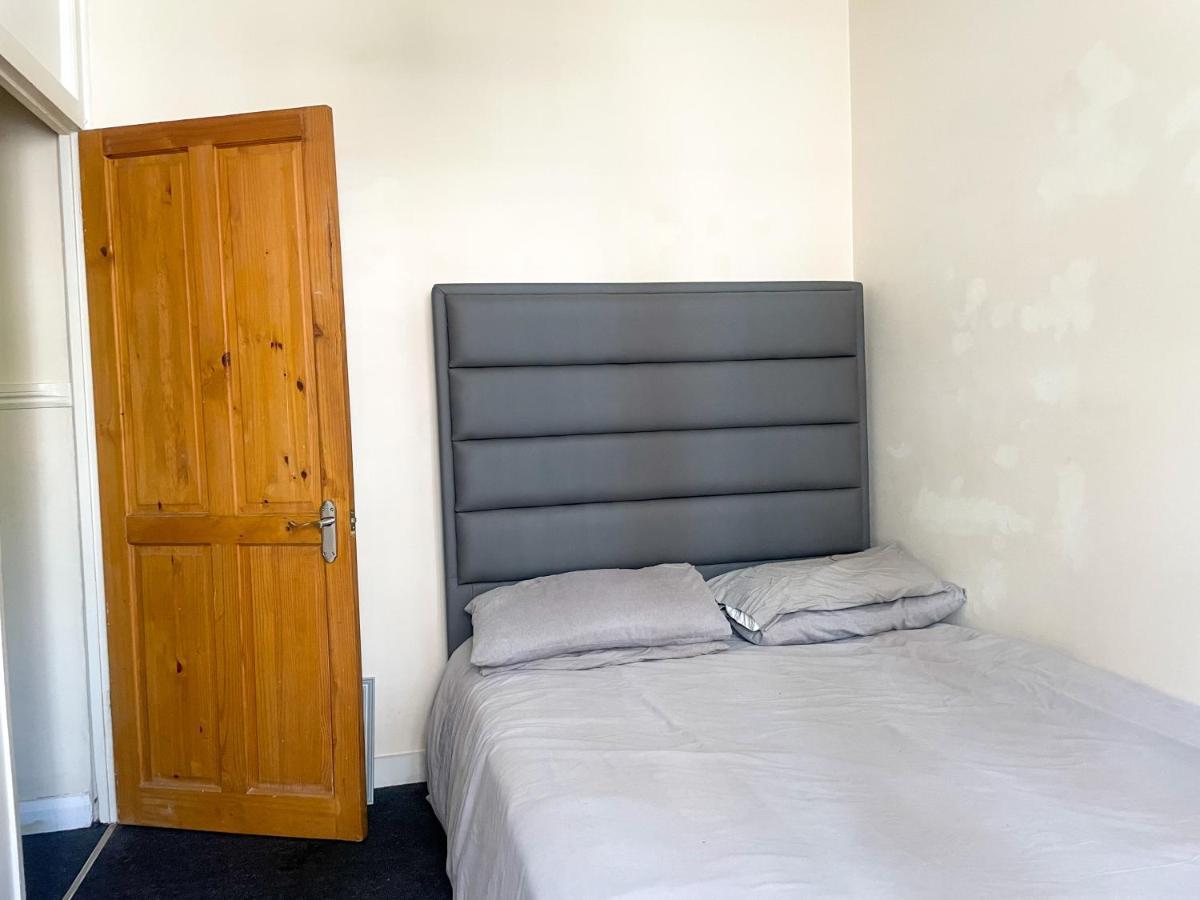 Flat 76 Felbridge House Appartement