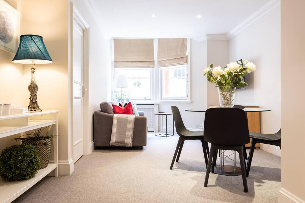 Hébergement de vacances Spacious One Bedroom Flat By South Kensington 3 Month Minimum