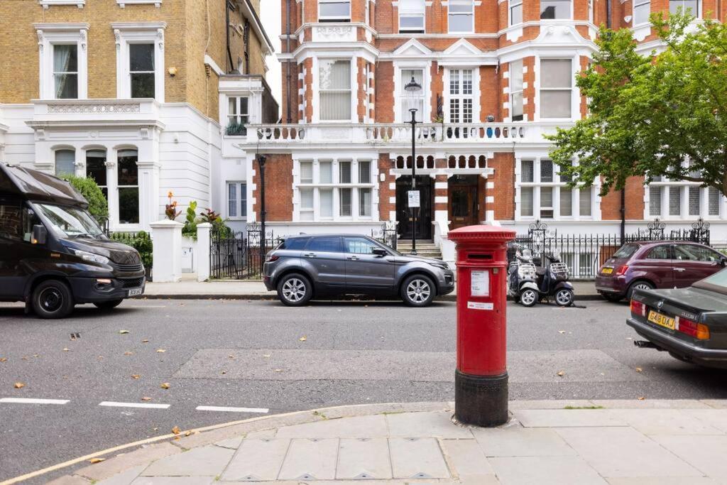 Hébergement de vacances Spacious One Bedroom Flat By South Kensington 3 Month Minimum Londres
