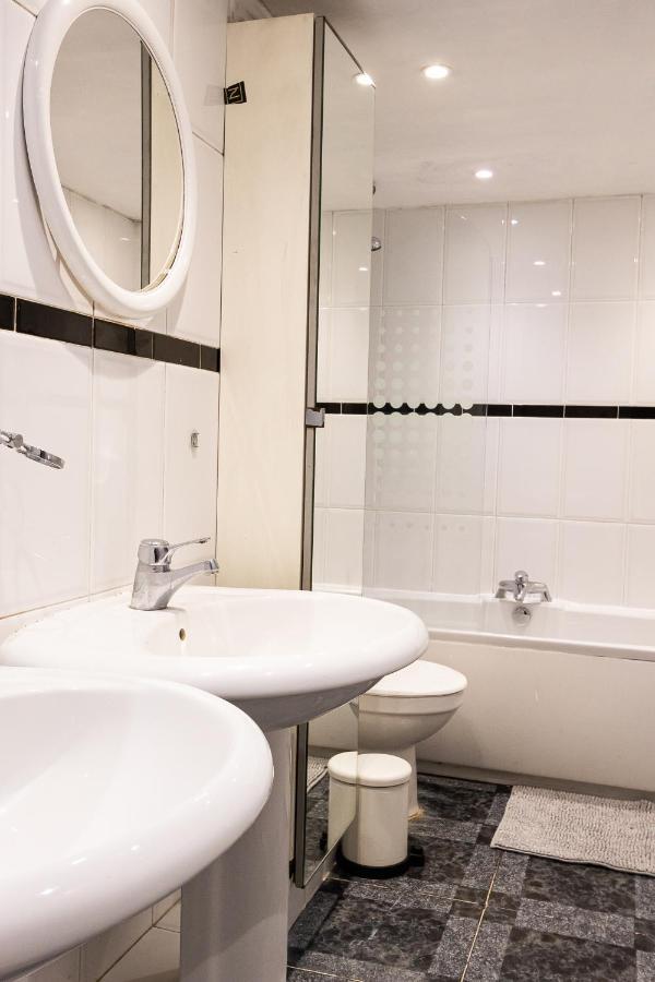 Casa de férias Gorgeous 4 Bedroom 5 Bathrooms House In Marble Arch, Near Oxford Street Londres
