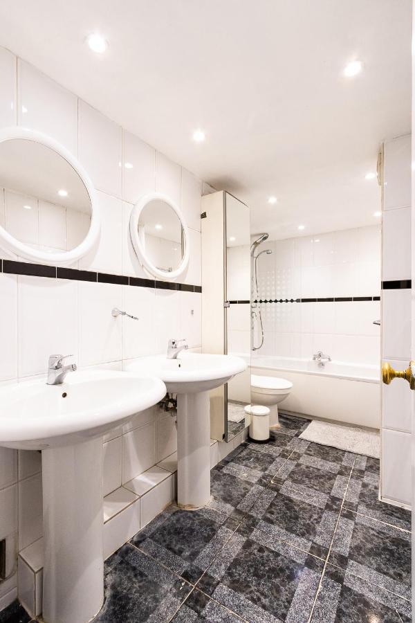 Gorgeous 4 Bedroom 5 Bathrooms House In Marble Arch, Near Oxford Street Casa de férias *