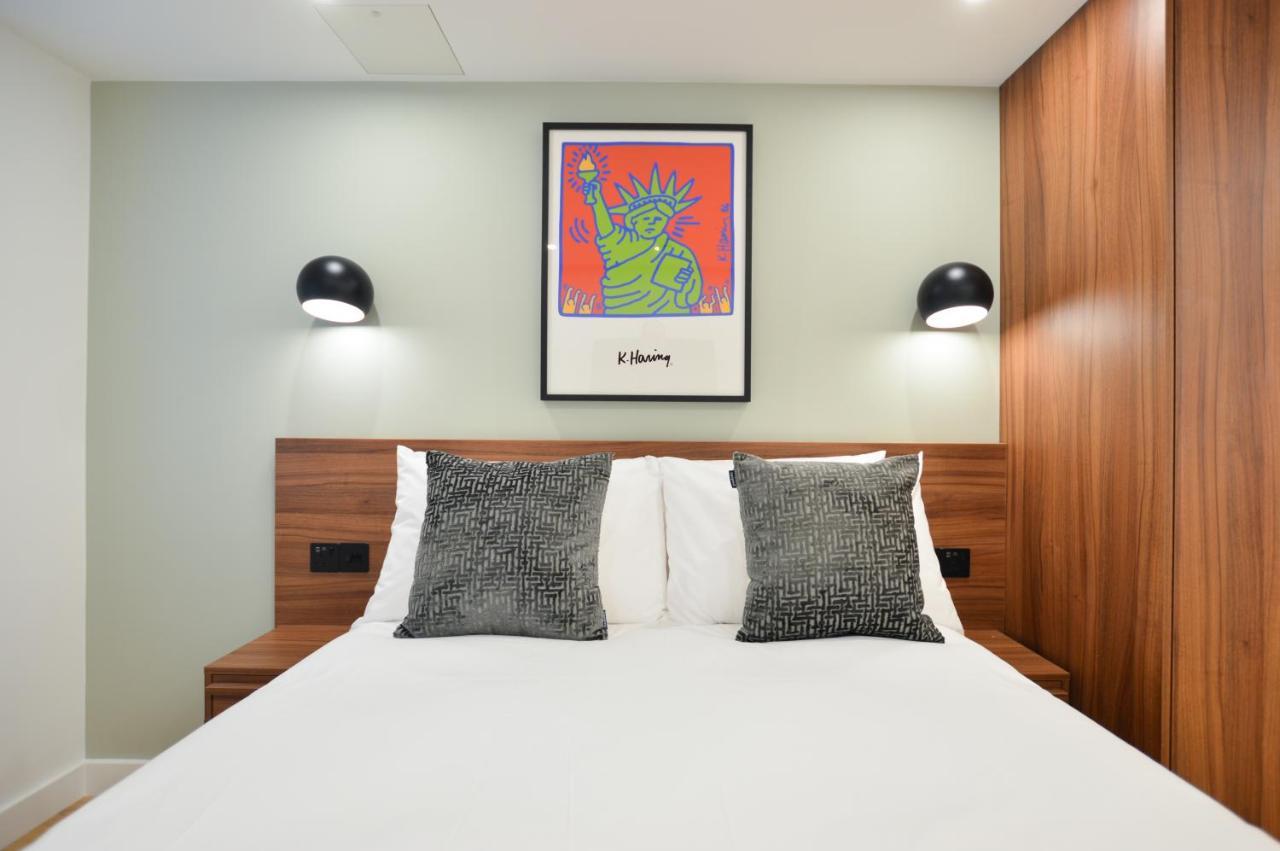 Shepherds Bush Serviced By Concept *