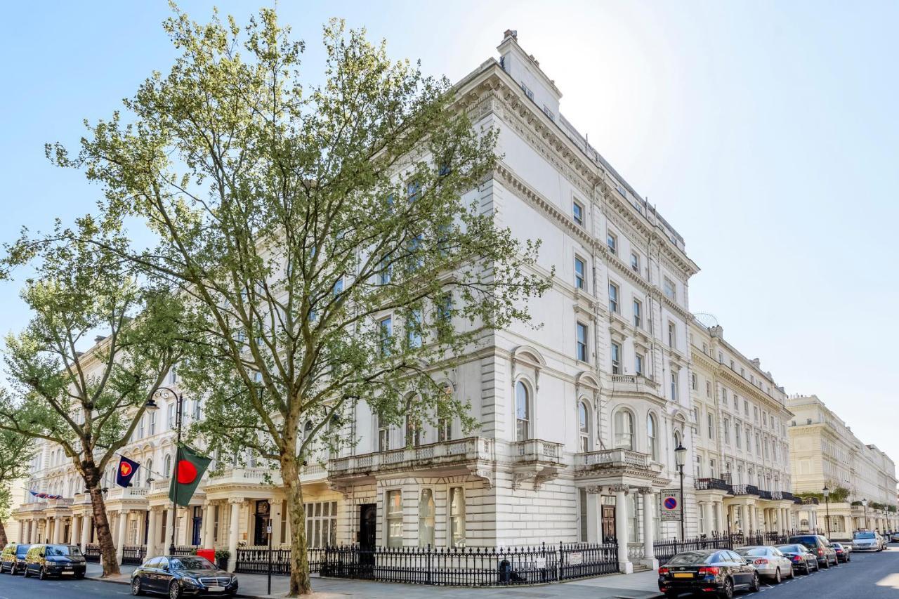 Central Kensington Apartment