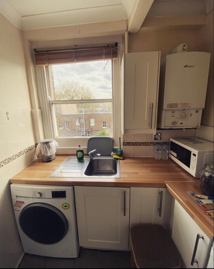 Complete 1 Bedroom With Wi-fi, Kitchen, Tv In Heart Of Chiswick, Apartamento Londres