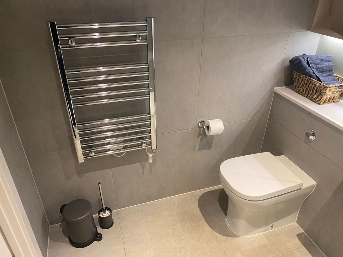 Stunning 1 Bed Studio Central London Apartment *