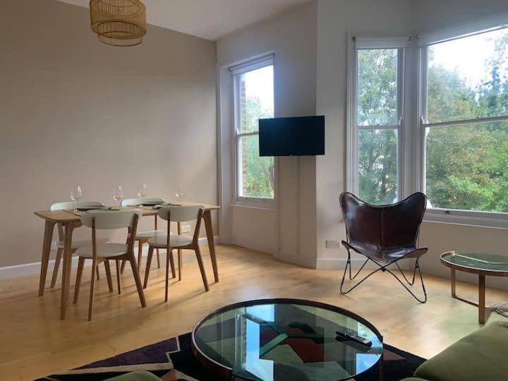 Lovely Spacious 1-bedroom Flat In Tufnell Park Close To * Londres