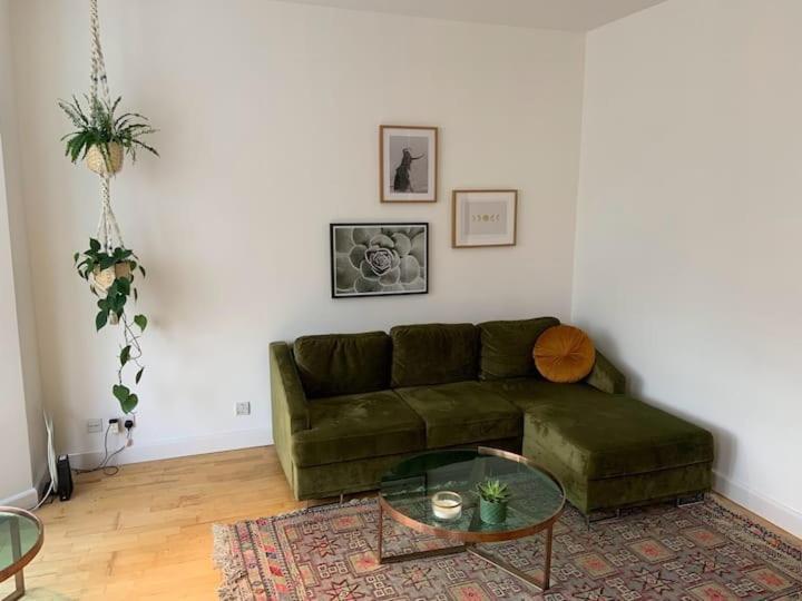 Lovely Spacious 1-bedroom Flat In Tufnell Park Close To Appartement Londres