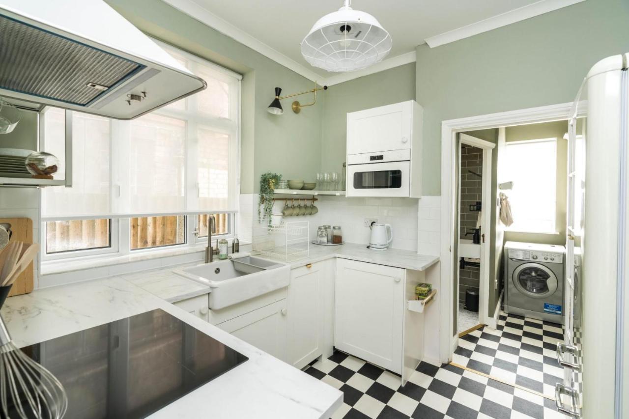 Beautiful 1bd Garden Flat In Golders Green Apartment *