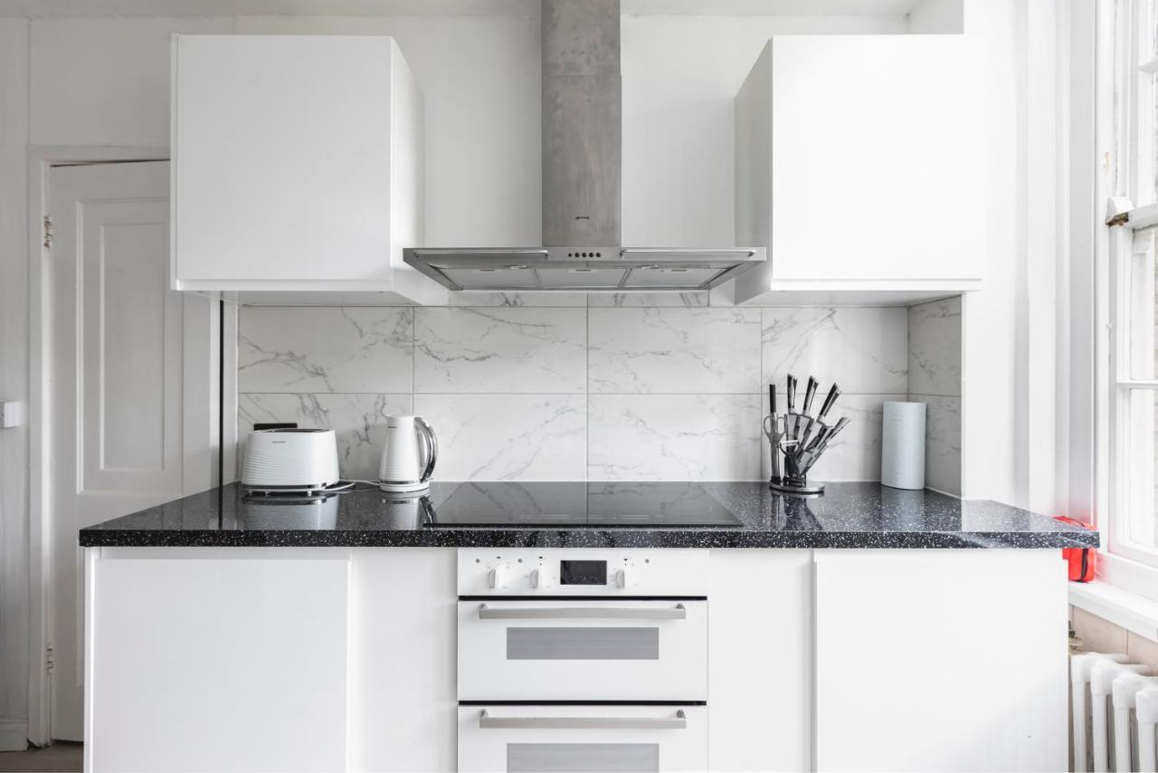 Apartamento **authentic&spacious 5 Bed Apartment/hyde Park** Londres