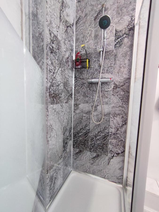 Excel With Parking Apartamento Londres