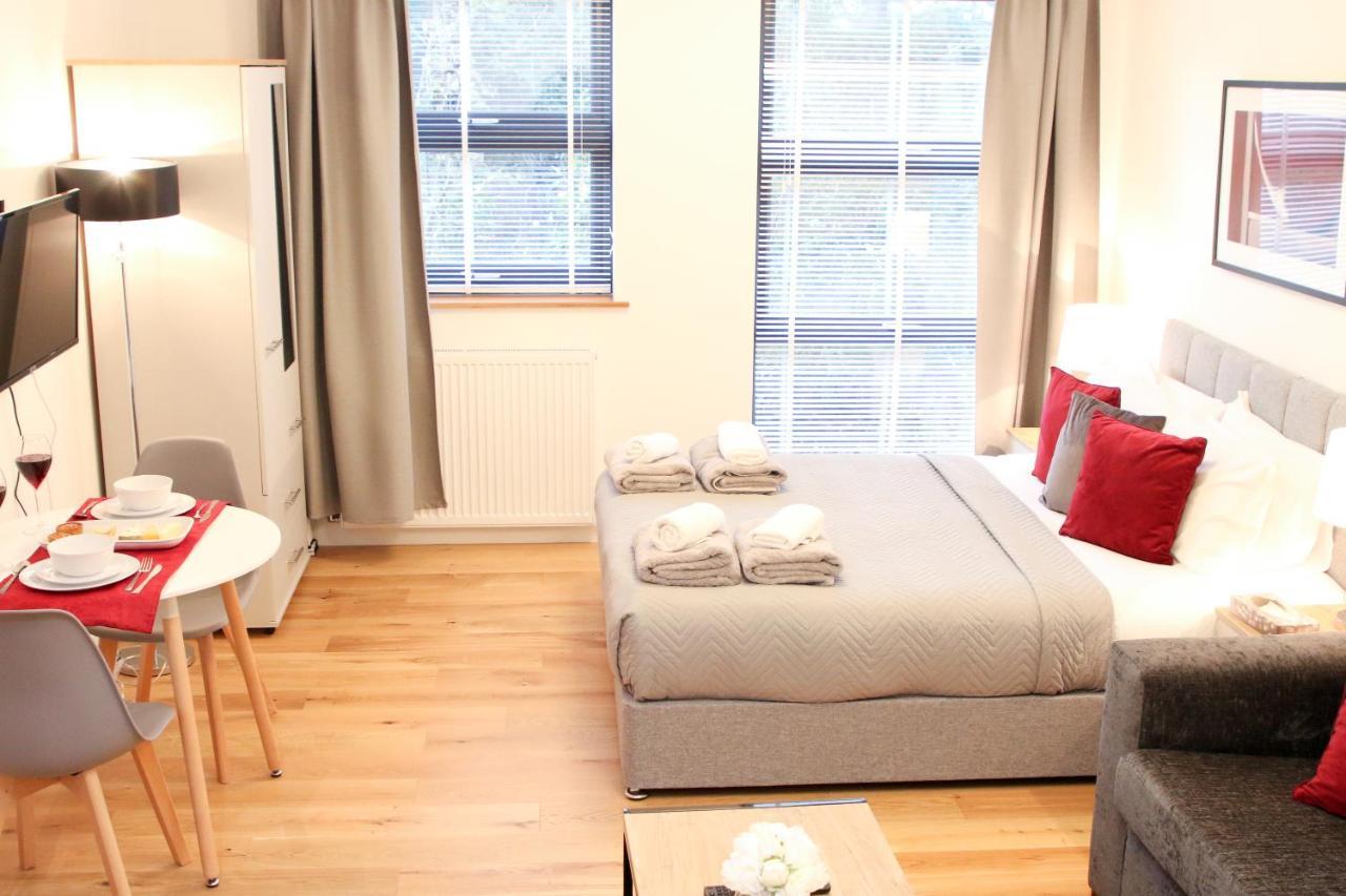 Executive Bright And Airy In Sydenham *