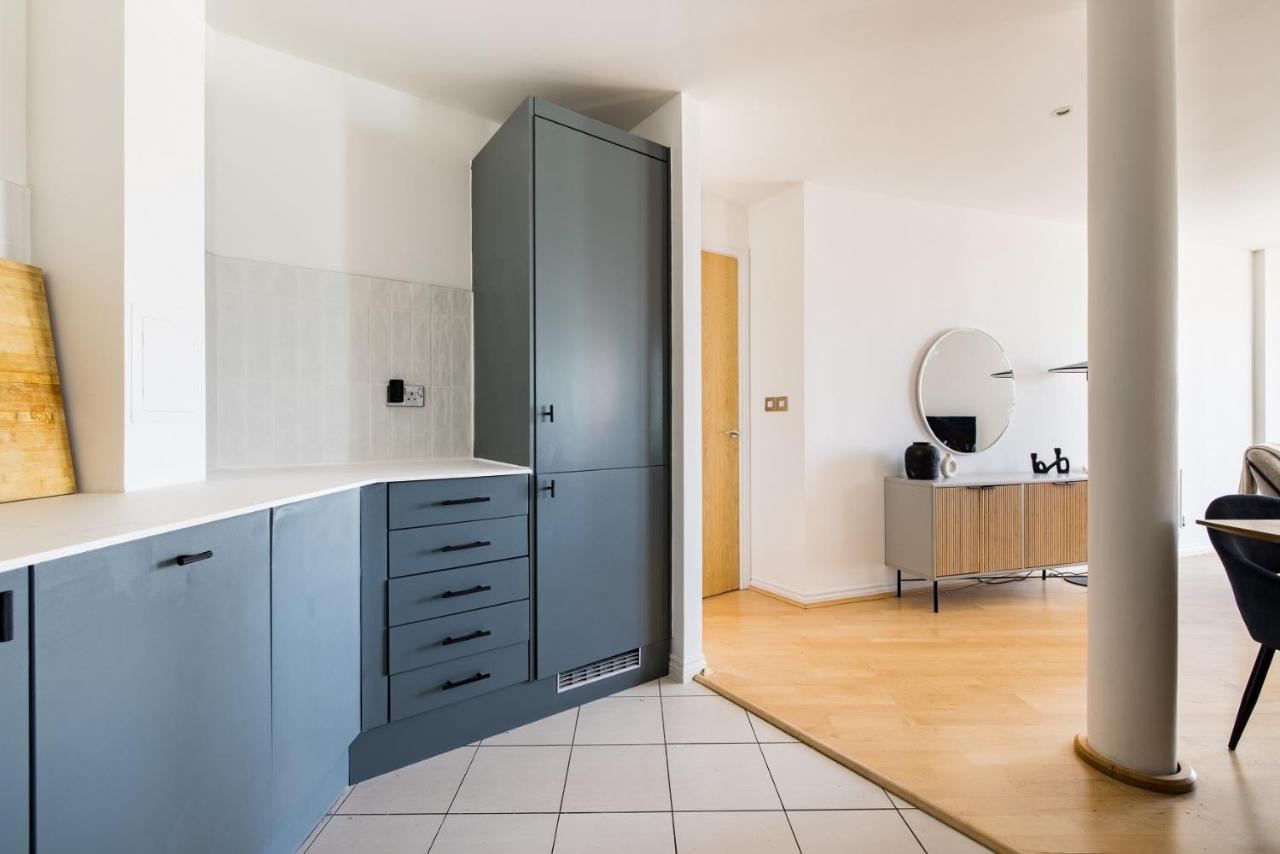 The Nine Elms Lane Arms - Stunning & Bright 2bdr Flat Apartment *