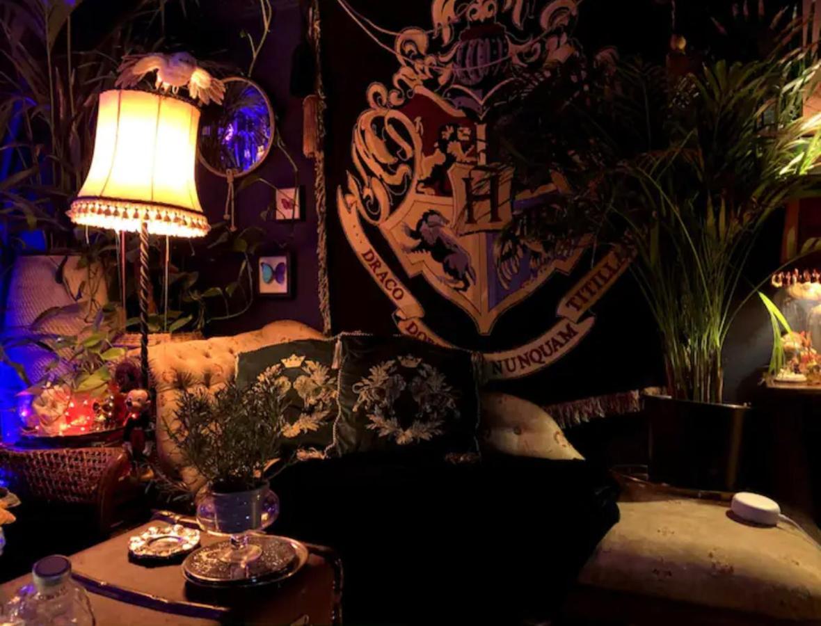 Magical Wizardry Flat In Londres