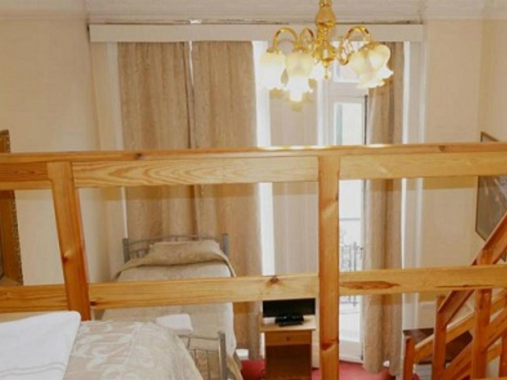 St Simeon 2* London