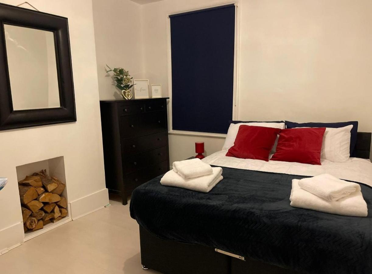 Lovely Large Near Stratford Apartamento Londres