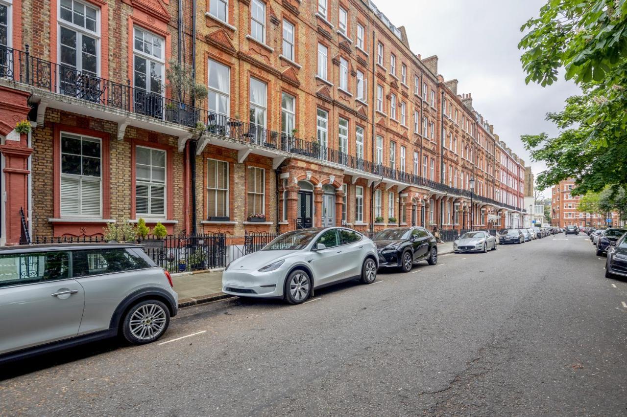 Nevern Square Earl's Court 2 Bed * Londen