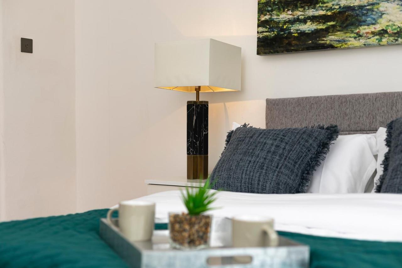 **authentic&spacious 5 Bed Apartment/hyde Park** Londres