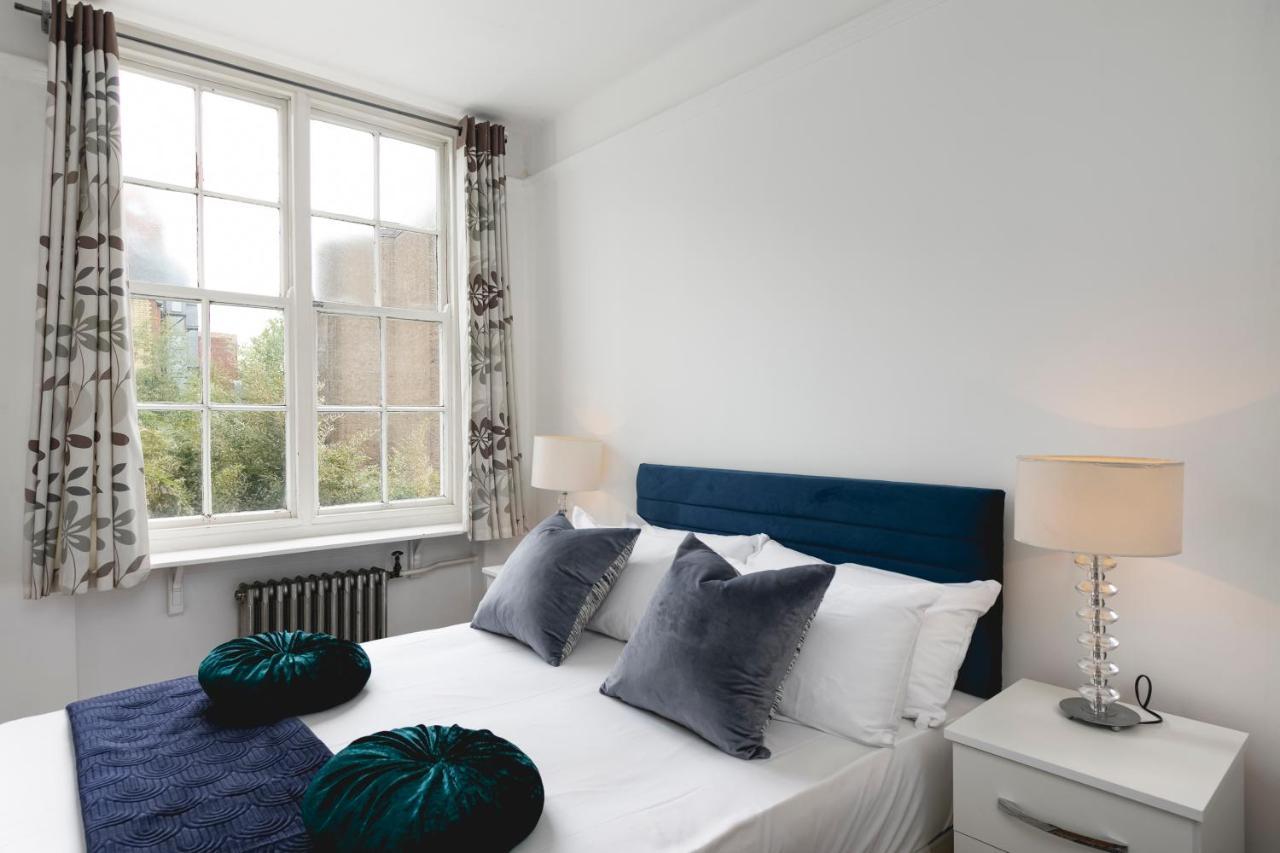 **authentic&spacious 5 Bed Apartment/hyde Park**