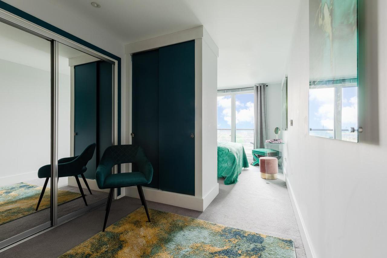 Thames View In Town! Large Luxxe Nomad Design Family * Londres