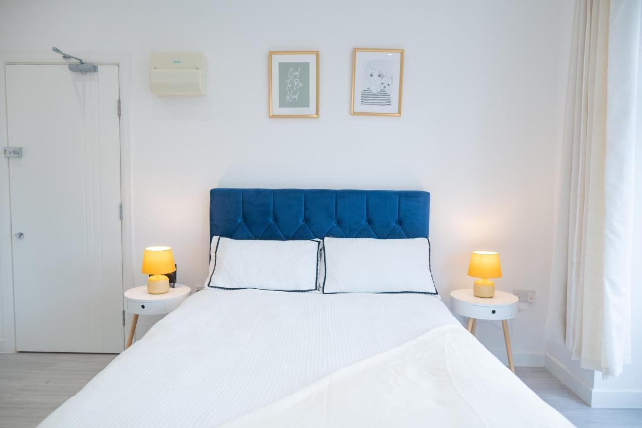 New One Bed Studio In The Lewisham Borough Free Parking!