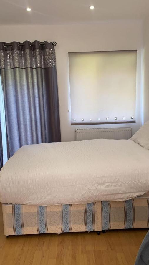 Wembley Apartment - 33 Oakington Manor Dr Ha9 6Lu *