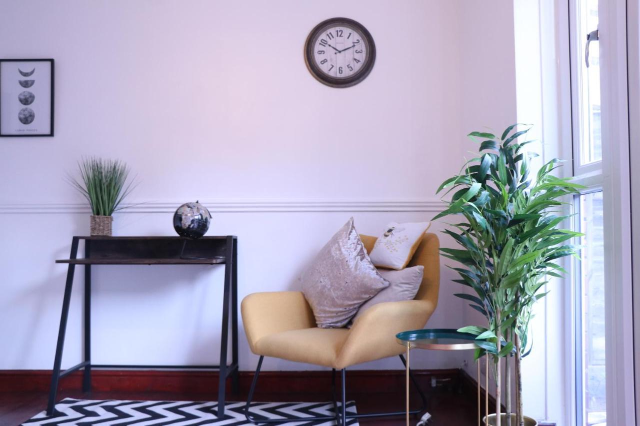 Holiday home Hale London