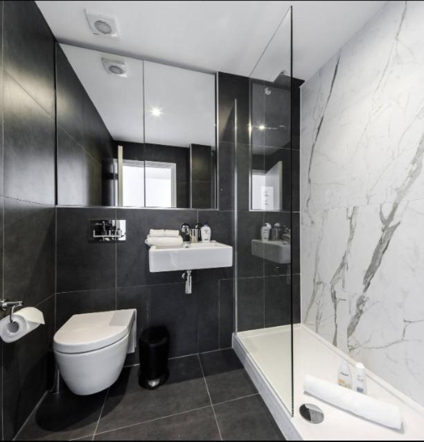 Stunning 2 Bed 2 Bath In Clerkenwell Apartamento *