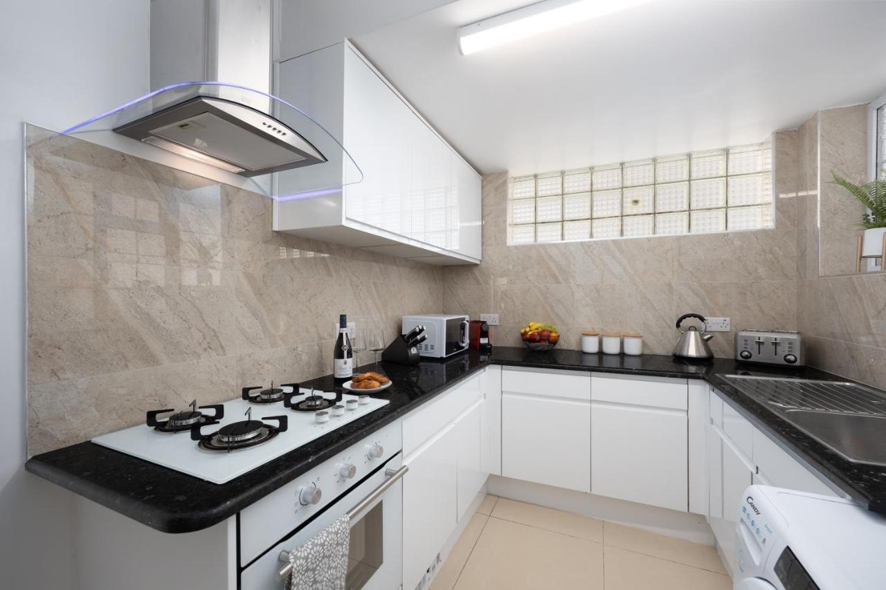 Apartment Spacious 4 Bedroom House Next To Kensington Palace *