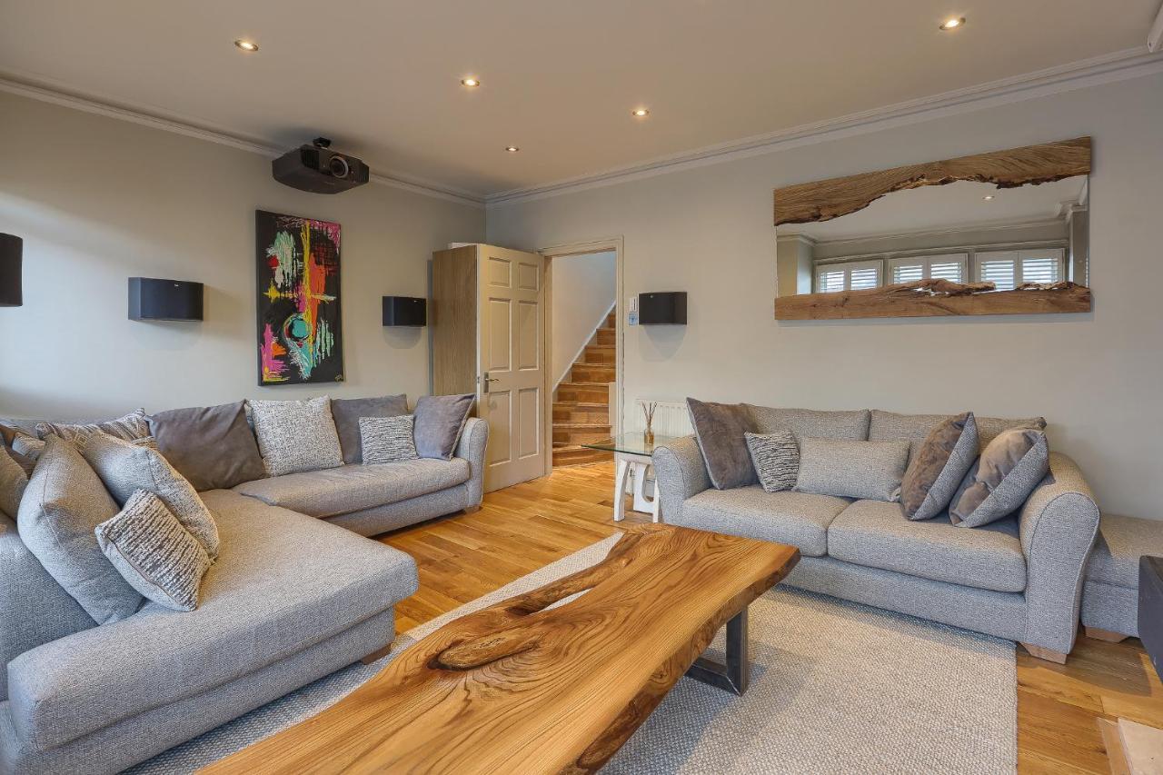 Modern Bedroom In !! Accommodatie bij particulieren *