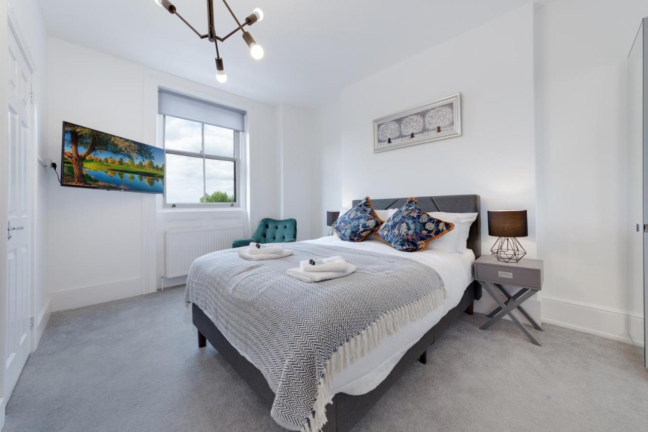By Rehoboth - M'nuchah - Camden Road Appartement Londres