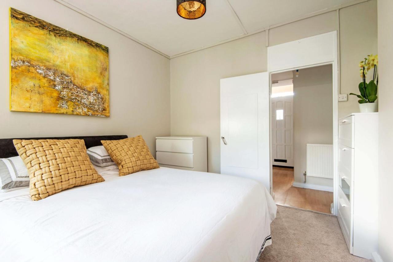 Apartment One Bedroom *