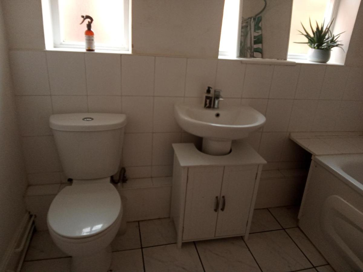 Apartamento Budget Shared Bathroom *
