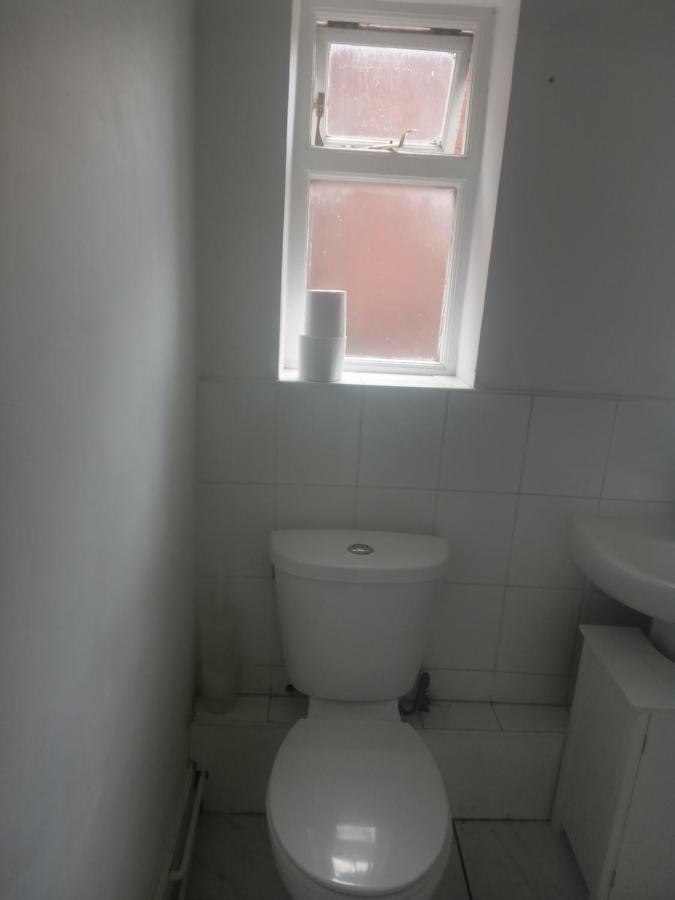 Budget Shared Bathroom Londres