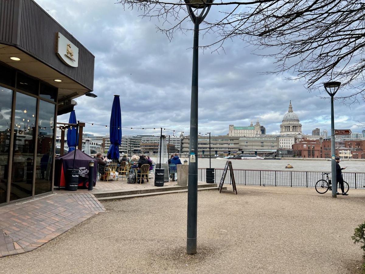 Thames Bankside River View