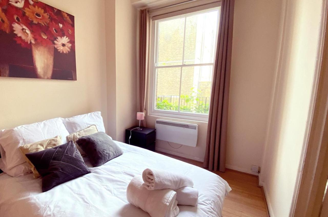 Apartamento Spacious 1-bedroom Flat With Private Balcony, Patio, And Traditional Decor In Prime Chelsea Location *