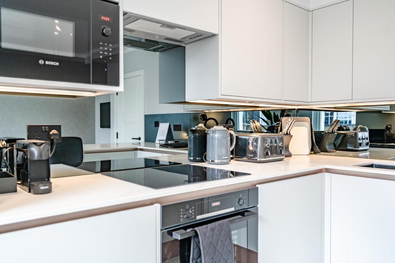 Modern & Chic One Bedroom In Fitzrovia By Sojo * Londres