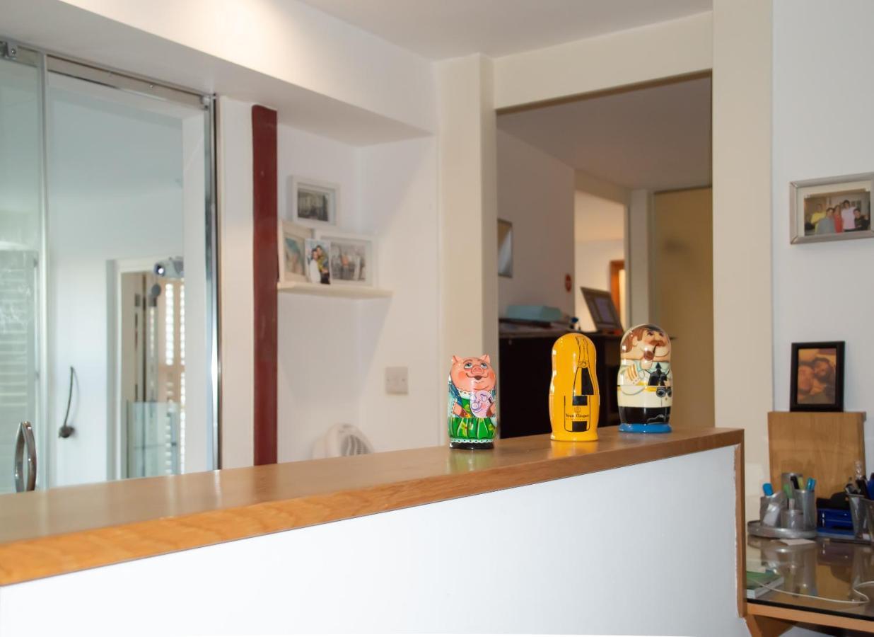 2 Bedrooms With Wifi At Greater Apartamento Londres