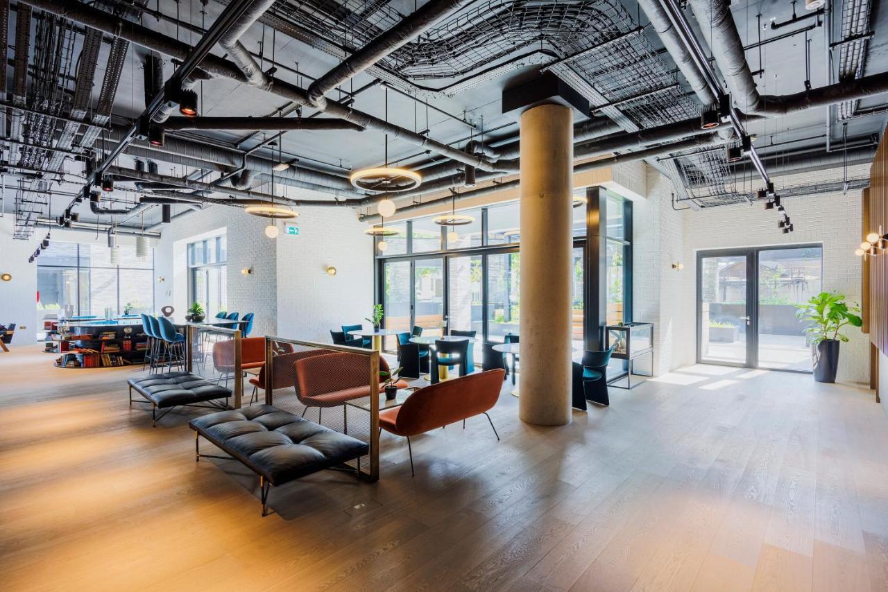Luxurious Apartments In London, Sk * London