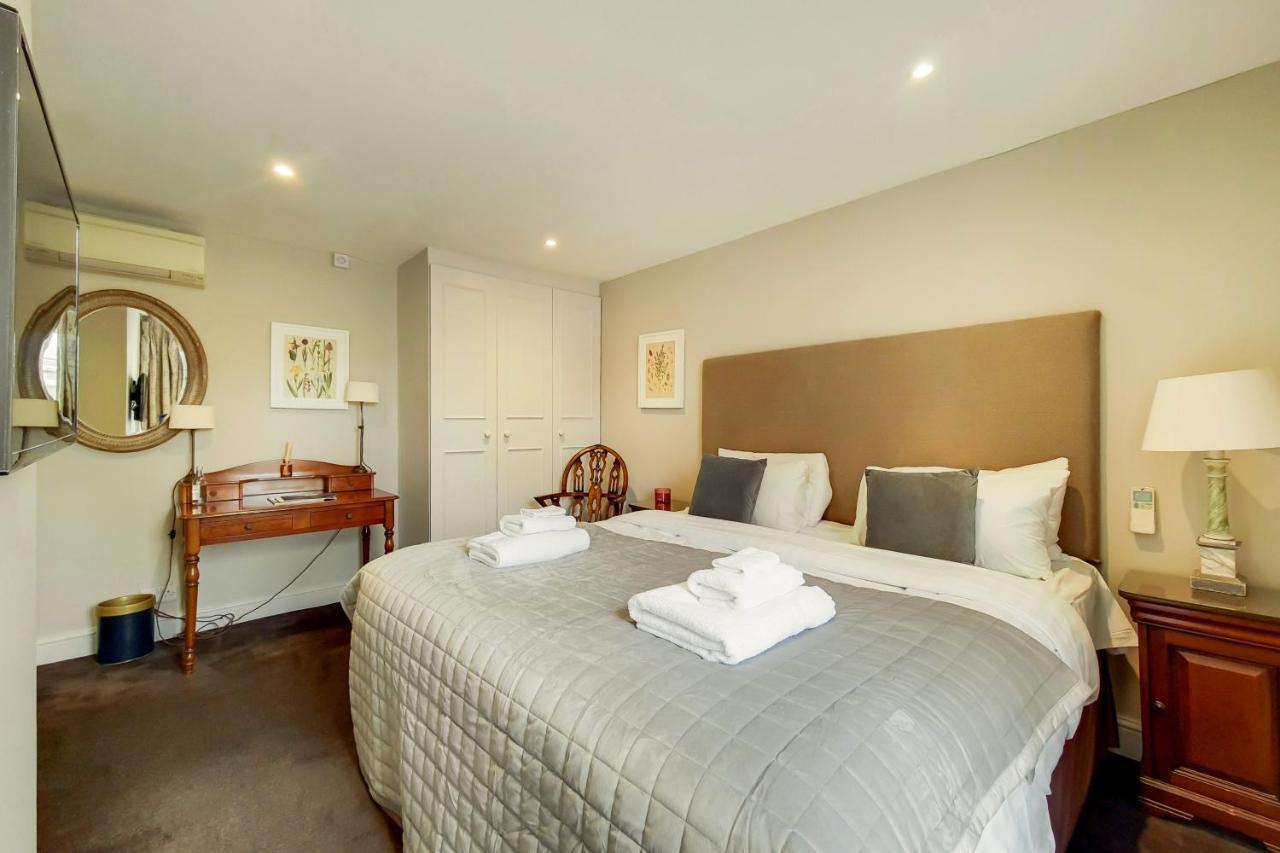 Knightsbridge Roof Garden Hotel Londres