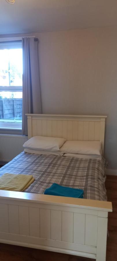 Boundary Road, 1 Bedroom & 2 Bedroom Flats * Londres